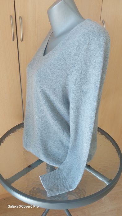 Пуловер C&А. 100%кашмир. размер L.