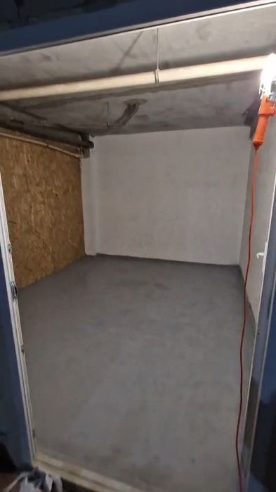 Inchiriez boxa / spatiu de depozitare in Militari Residence