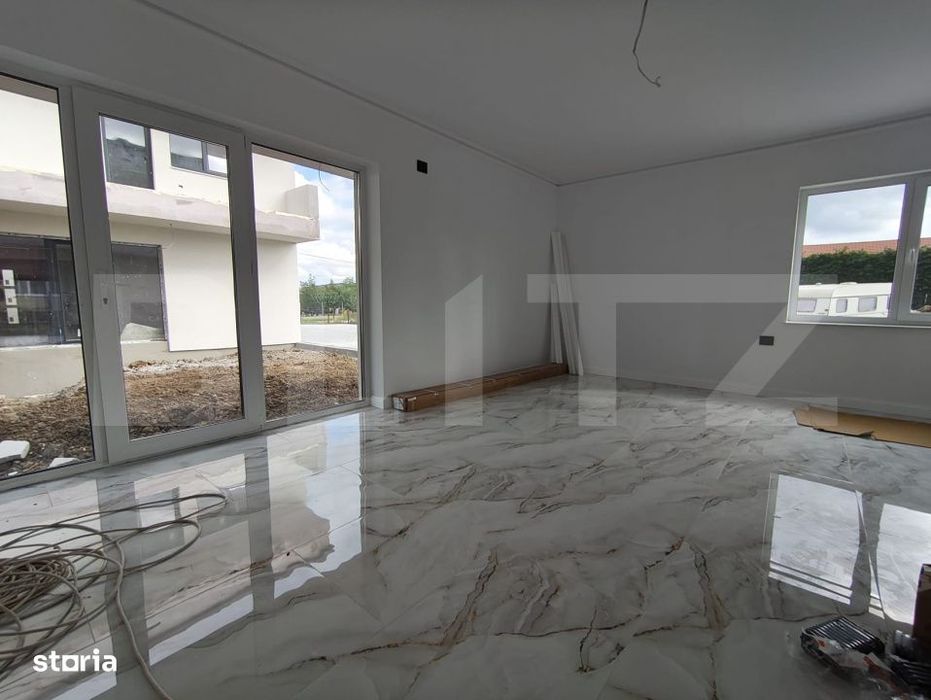 Apartament modern pe doua niveluri in Sanmartin loc de parcare/gradina