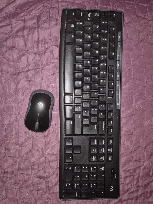 Комбо безжична мишка и клавиатура Logitech