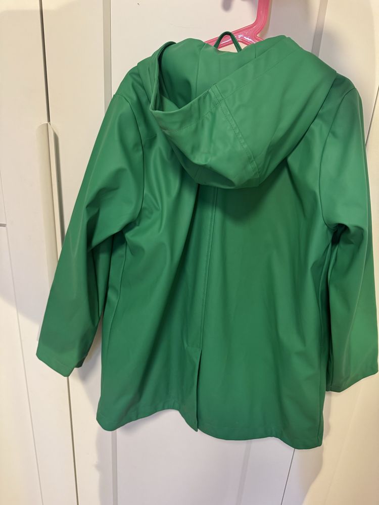 4 бр Zara Яке за есен ,бомпер ,дъждобран и палто зара 8-9 г 9-10 г