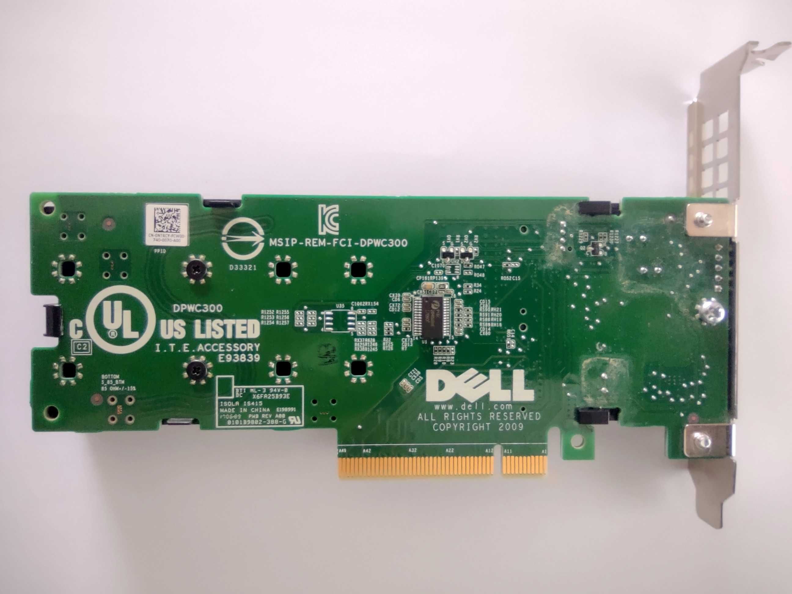 Адаптер за 2бр M.2 NVMe SSD за слот PCIe v3 x8 DPWC300