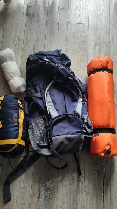 Rucsac munte 55l, sac dormit, saltea, pelerină