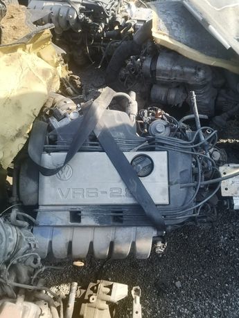 Двигатель на Volkswagen Passat Golf Фольксваген Пассат Гольф