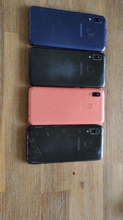 Samsung Galaxy A20 E