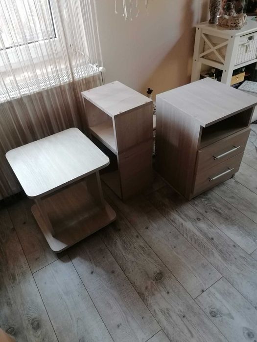 Noptieră cu Raft și Sertar