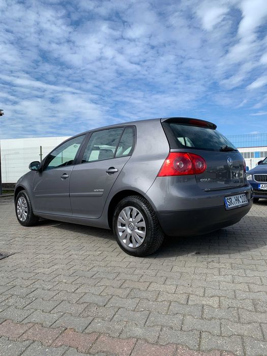 Volkswagen Golf 5 United Benzina 1.6 MPI 102 cp BSE Impecabil