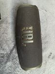 Vand boxa JBL CHARGE5