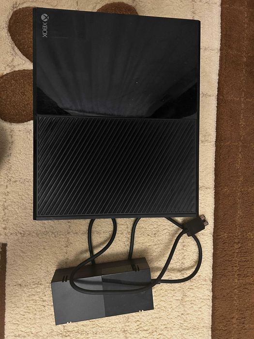 Vand Xbox One in stare perfecta