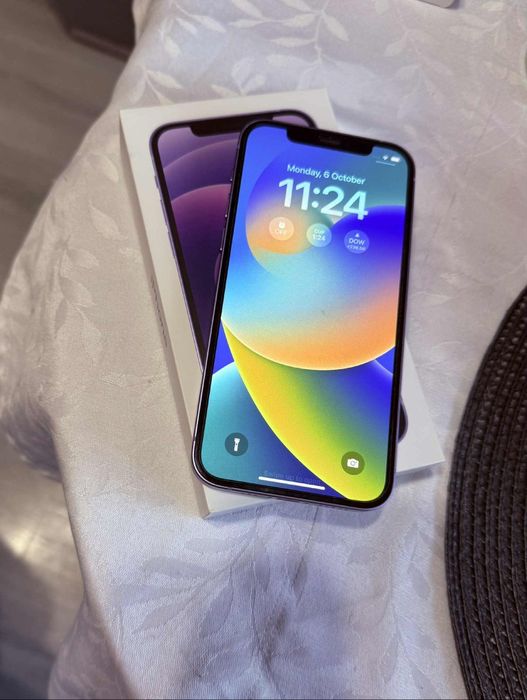 iPhone 12 в отлично състояние