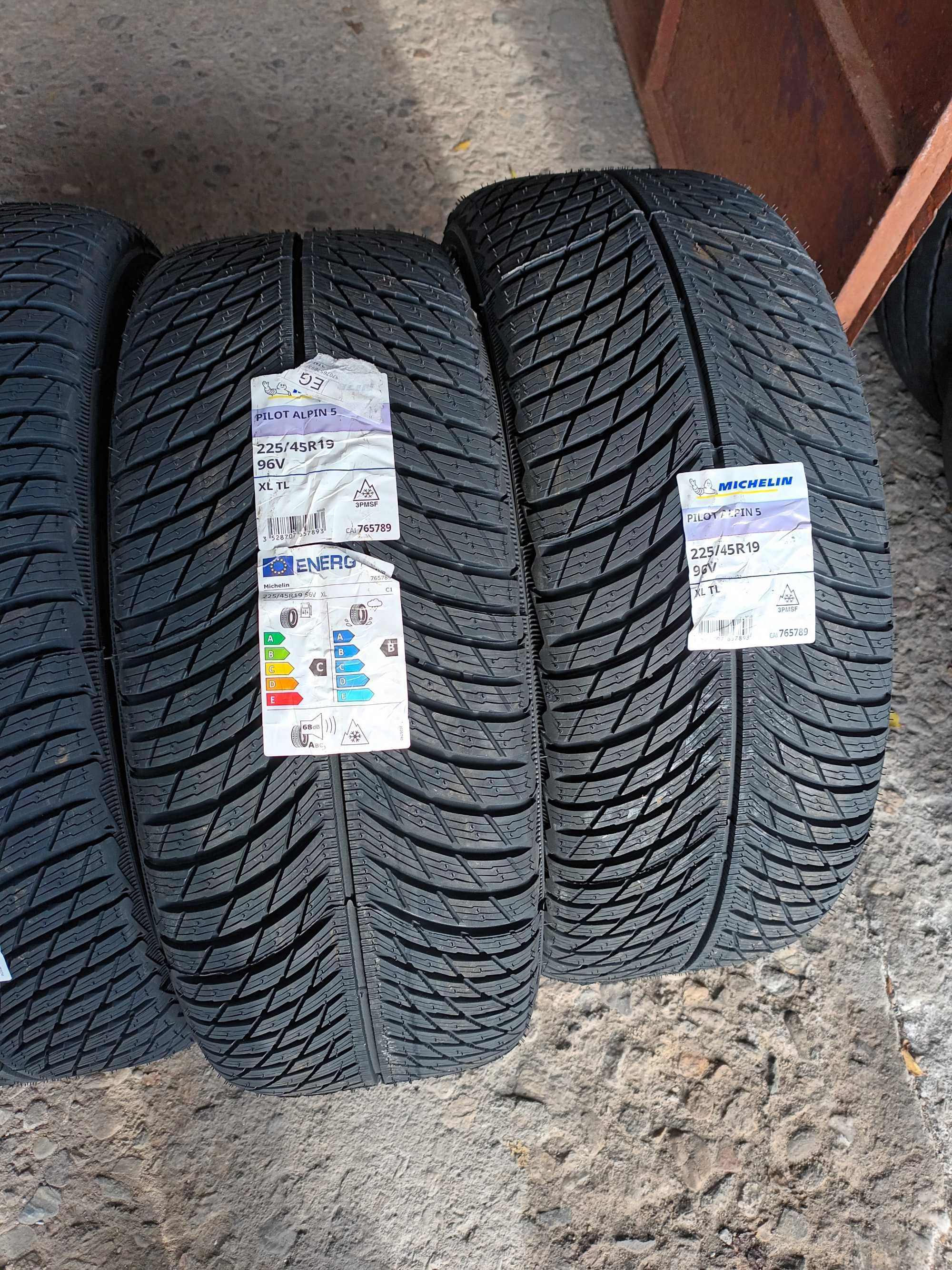 4 Нови зимни гуми 225/45 R19 Michelin Pilot Alpin 5 96V made in France