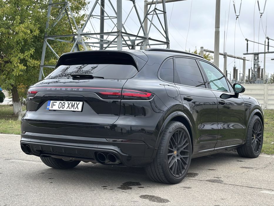 Porsche Cayenne S 440