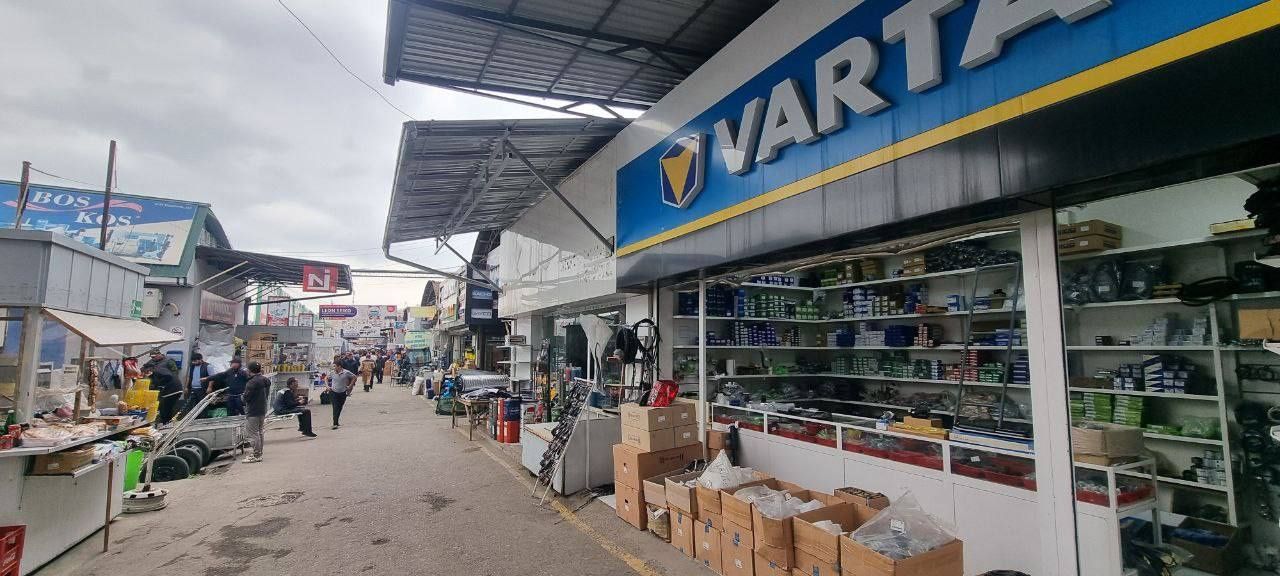 Sergili Moshina bozorda dokon 19 kv Arendatr bor 1600 $ dan