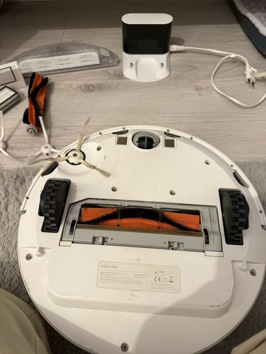 Roborock Q5 robot aspirator