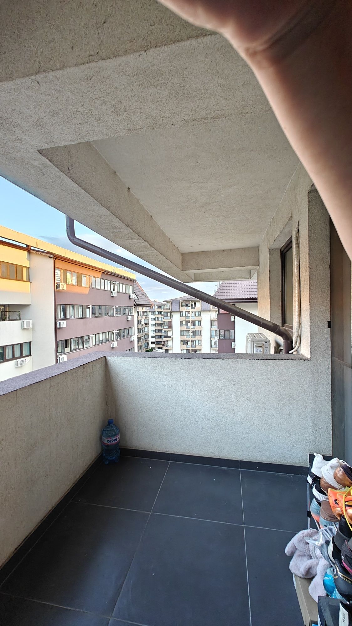 Apartament 2 camere mobilat și loc de parcare in complex rezidential.