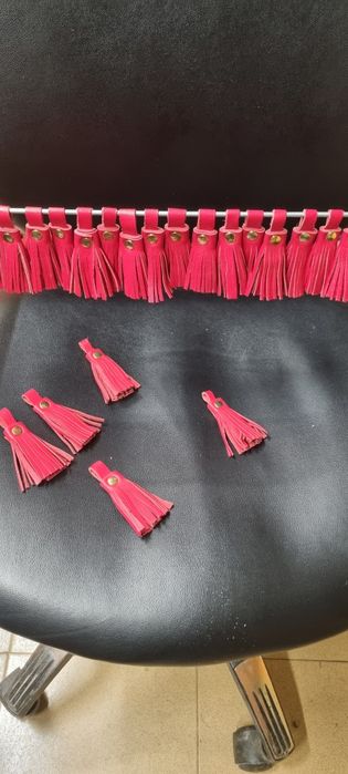 Кожени пискюли за украса на чанове