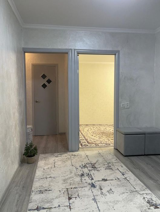 Продам квартиру в центре, 2-х комнатную ленинградский проект.