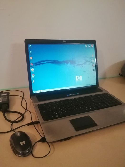 Ноутбук HP экран 17 ".