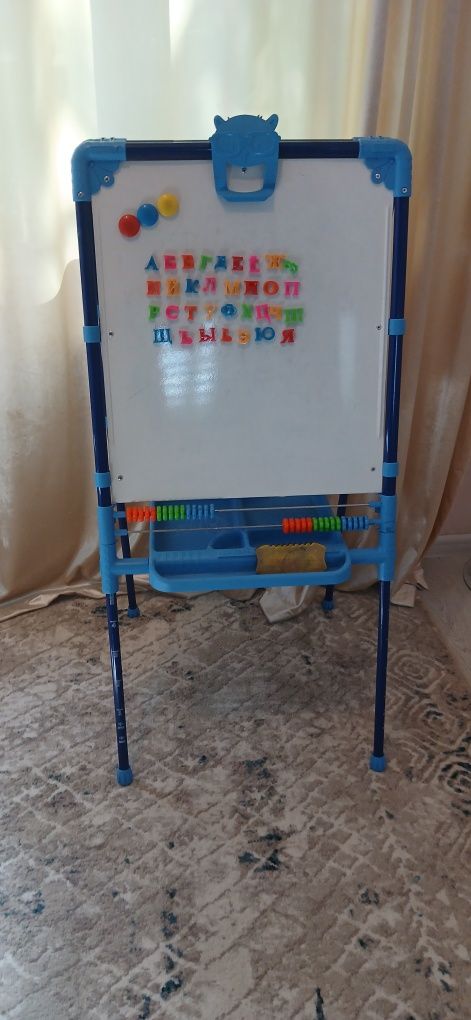 Мольберт двухсторонний