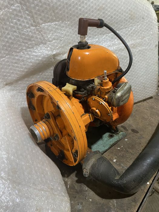 Бензинова помпа за вода