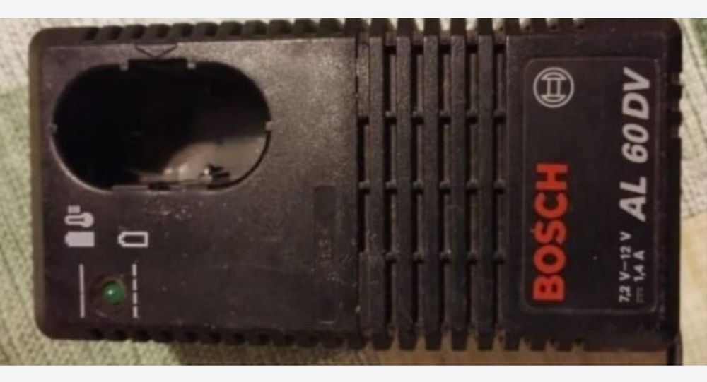 Incarcator pentru acumulatori Bosch AL60DV