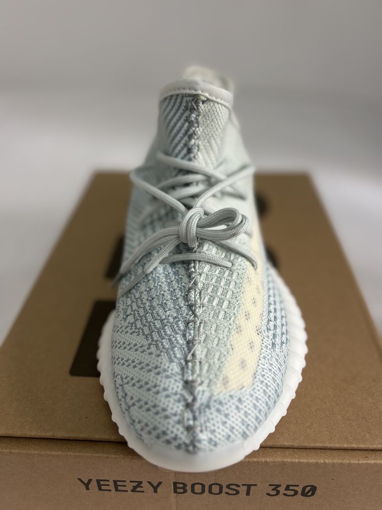 Adidas Yeezy Boost 350 V2 Cloud White