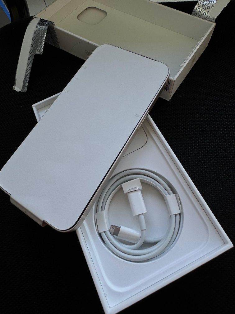 Айфон 14   256Gb