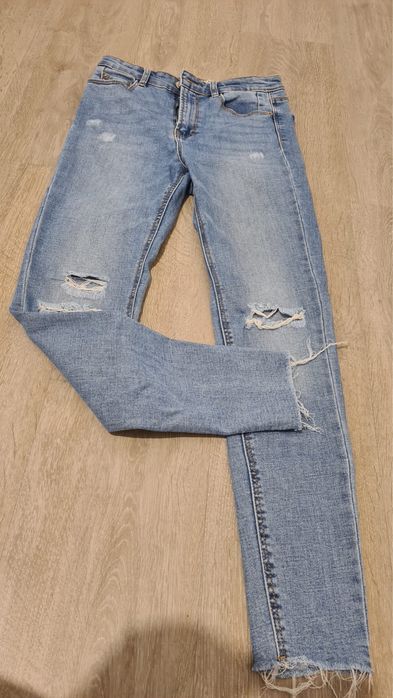 Blugi de dama Stradivarius