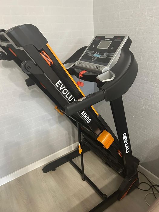 Беговая дорожка Genau