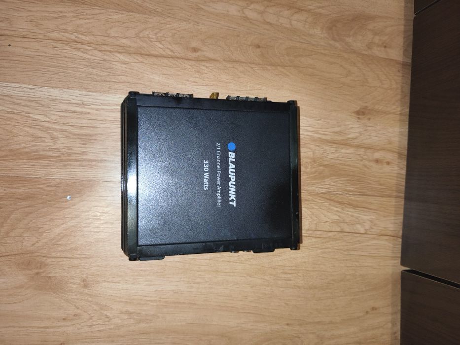 Vând amplificator/statie subwoofer