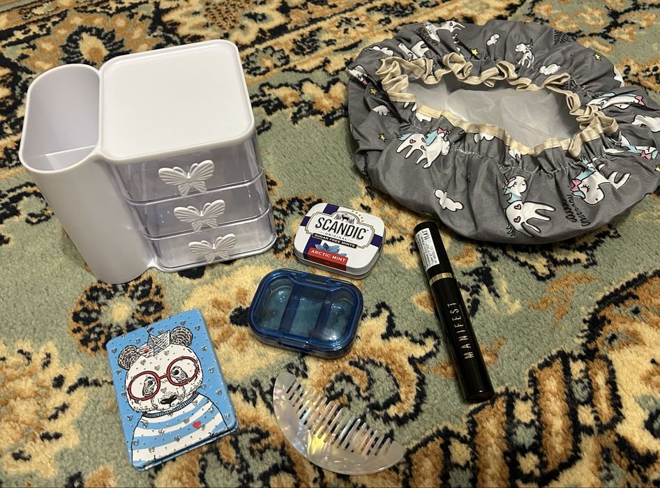 Аксессуары женские отдам