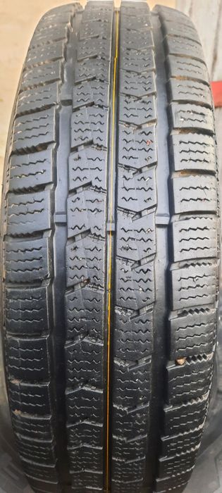 Нови 195 15 с  зимни бусови гуми Nexen 195R15C