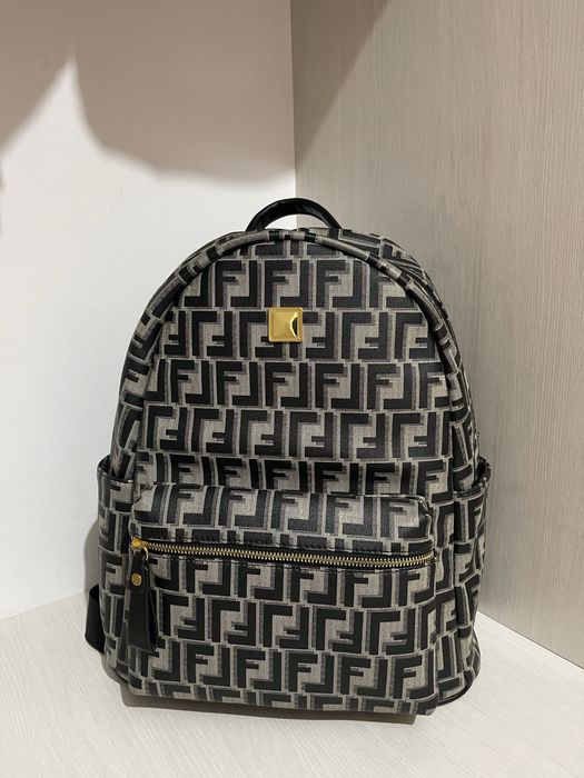 Рюкзак сумка Фенди