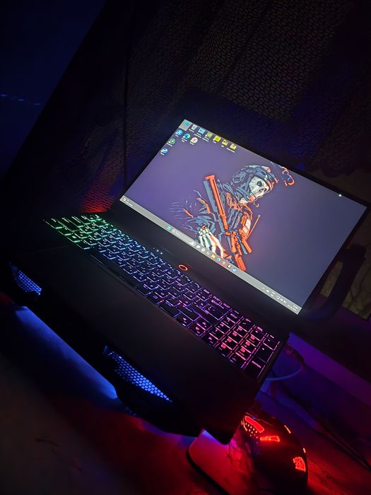 Продам игровой ноутбук.