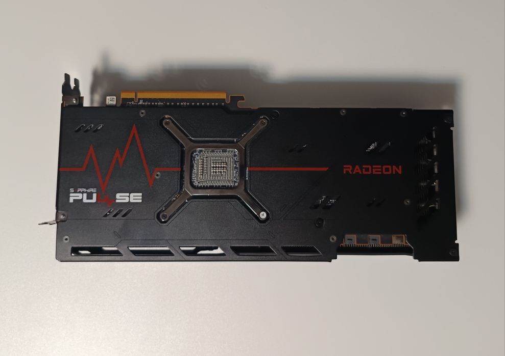 Placa video Sapphire RX 7900 XT Pulse 20GB GDDR6 320-bit