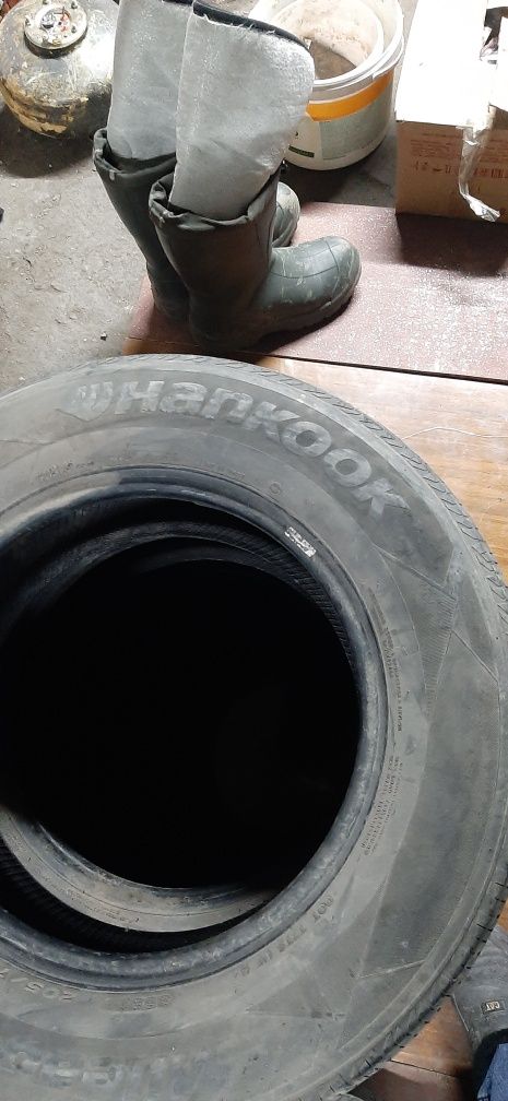 Летние шины 205/70R15