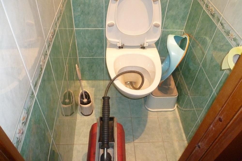 Аппаратпен прочистка канализации засор труба колодец сантехника