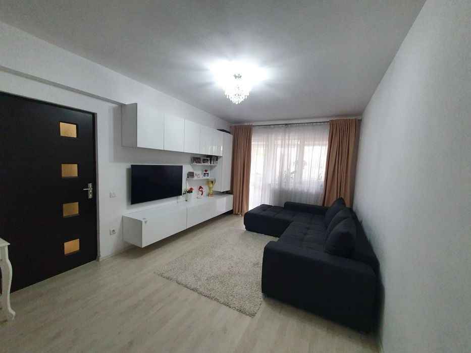 Apartament 2 camere decomandat
