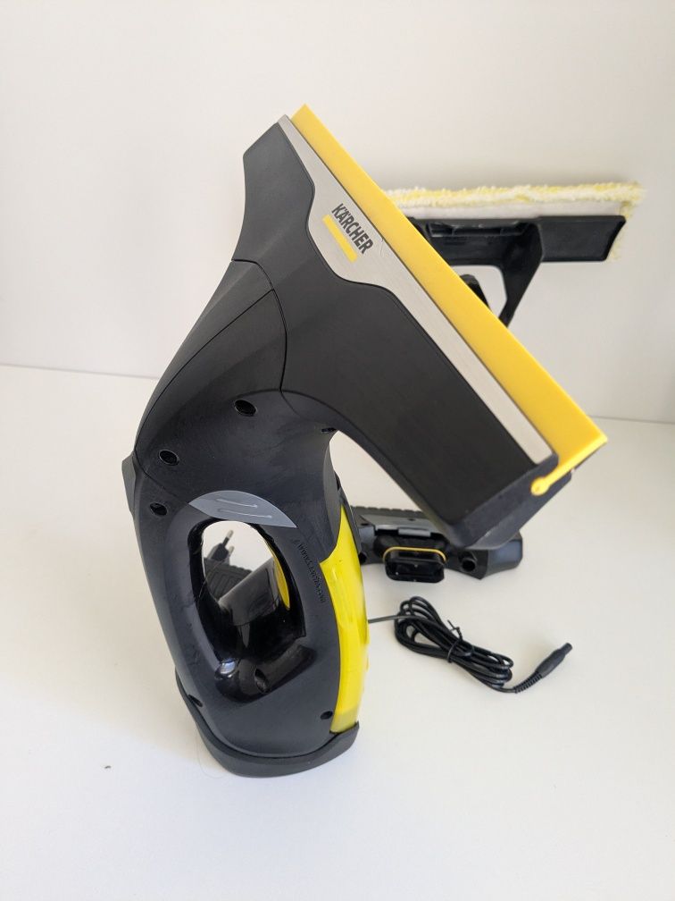 Уред за почистване на прозорци Karcher WV 2 Premium