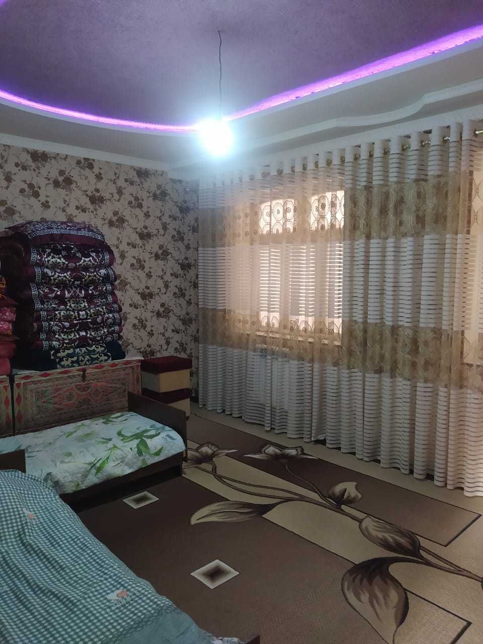 Ховли Уй сотилади