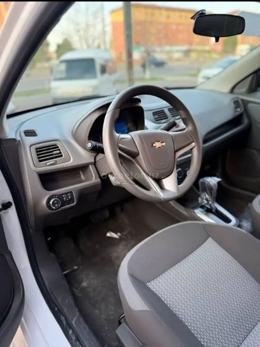 Chevrolet Cobalt Midnight 2025