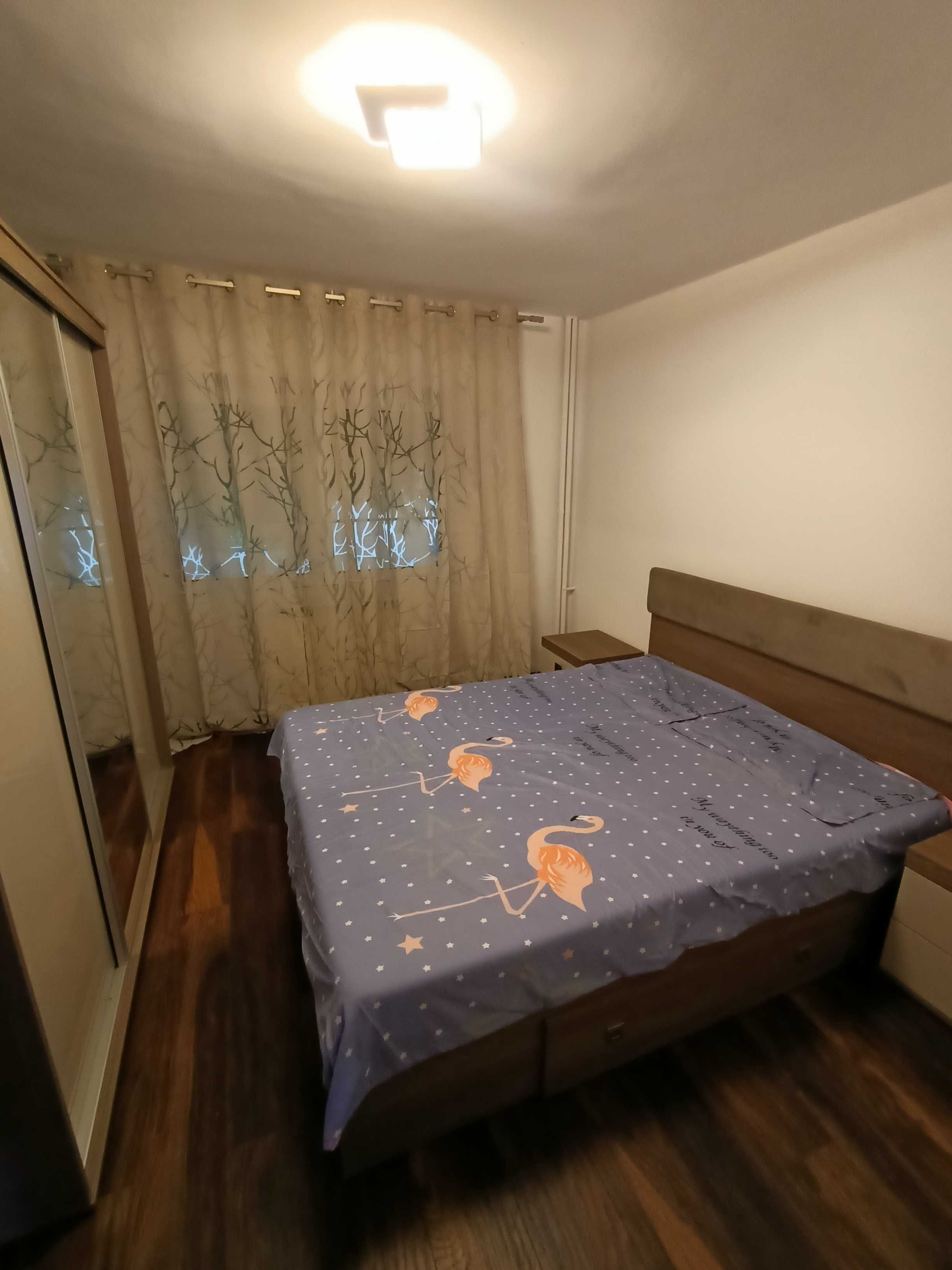 Vand apartament 3 camere