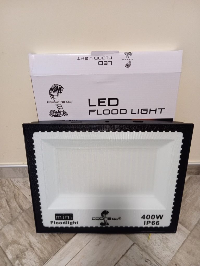 НОВ МОДЕЛ  ел. прожектор COBRA 400W
