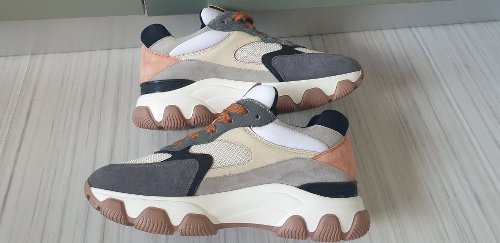 Hogan Sneakers Made In Italy / 36 1/2 /23см НОВО ОРИГИНАЛ Дамски Кецов