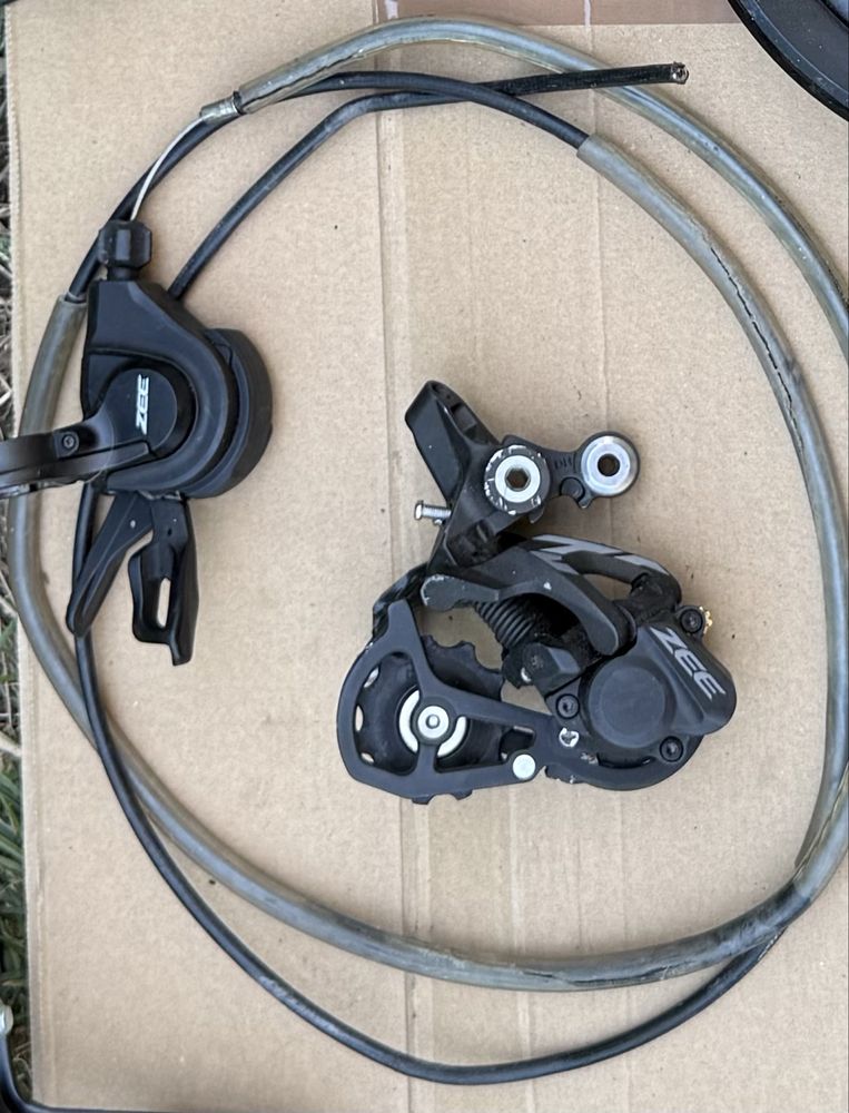 Обтегач и команда Shimano Zee