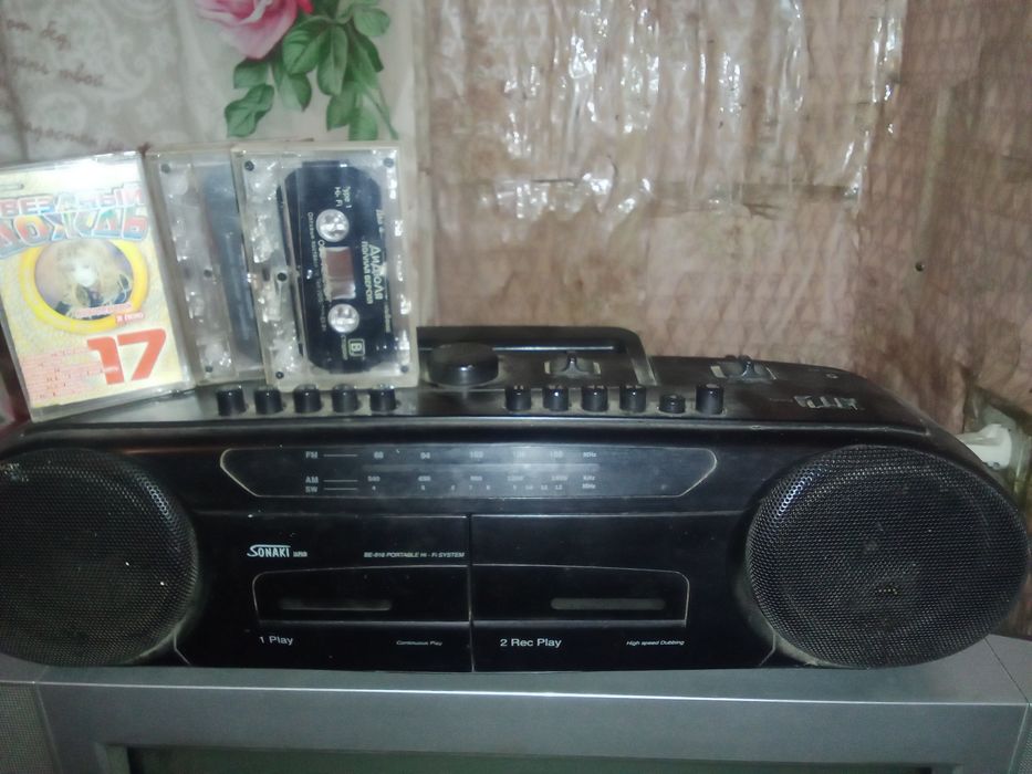 Магнитофон SONAKI