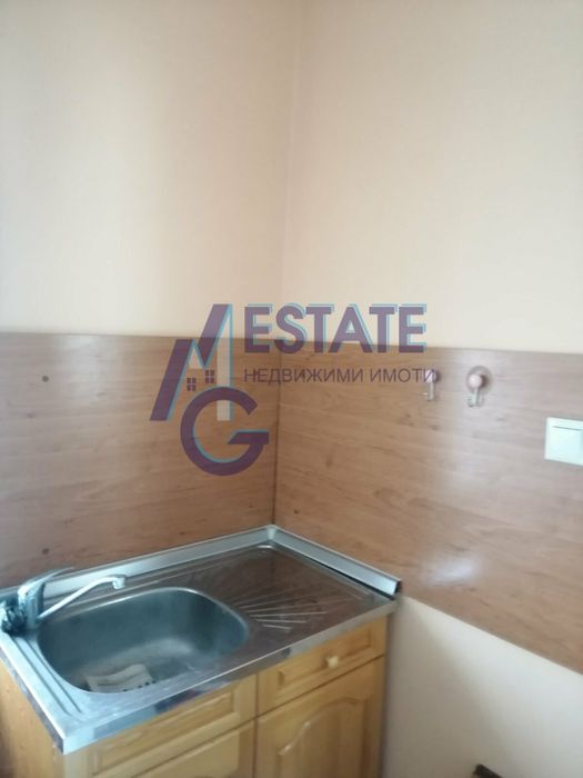 Продава се Къща в с. Ливада, Област Бургас - 198 кв.м за 556 €/кв.м - Снимка #4