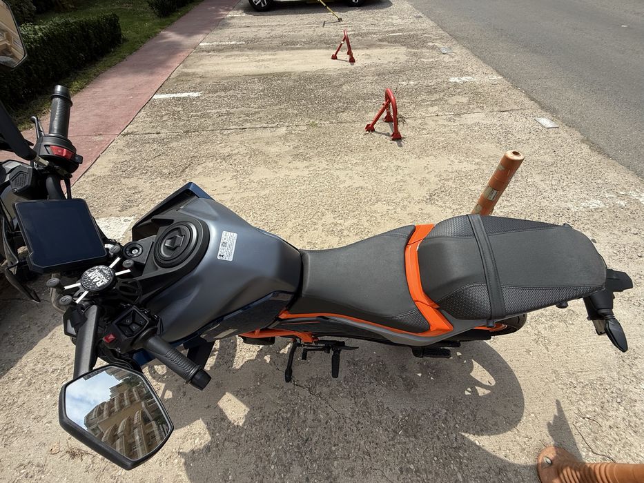 Motocicleta Duke 390 - 800km rulata 2024