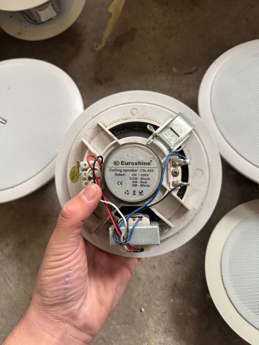 Таванни високоговорители