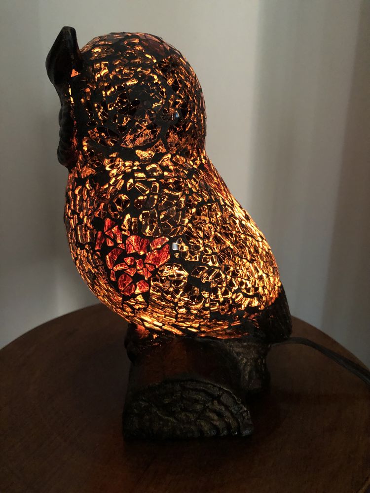 Veioza,lampa englezeasca stil Tiffany,in forma de bufnita